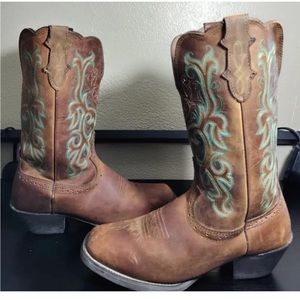 Justin women’s cowboy boots sz 9B, L2552
